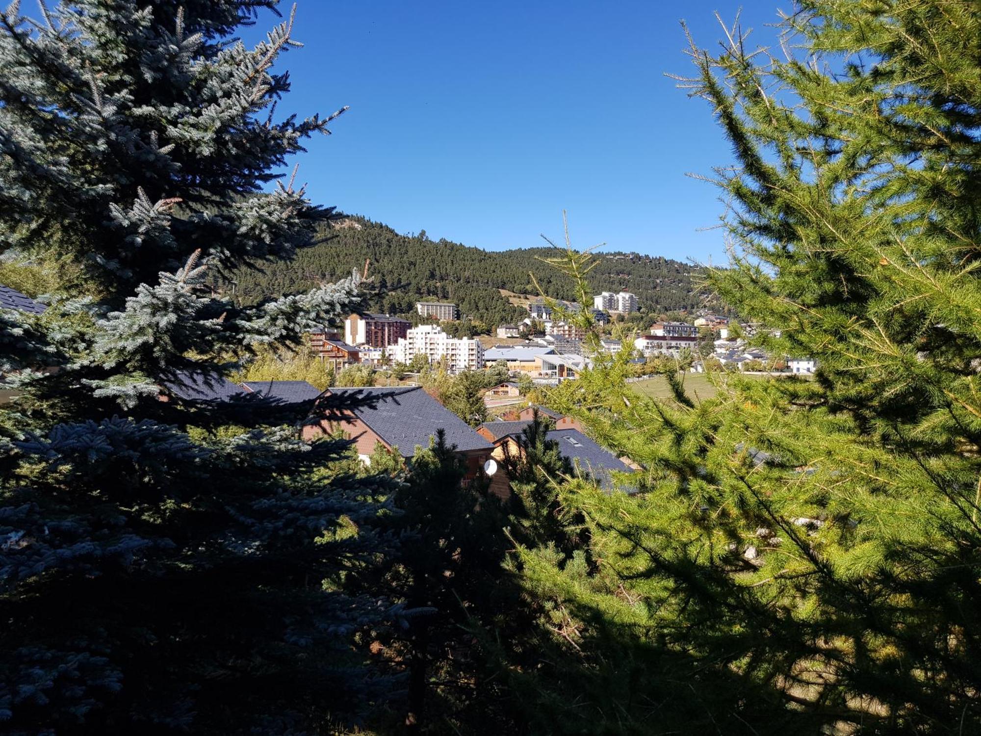 Chalet Pres Des Pistes Avec Vue Panoramique Les Angles  Dış mekan fotoğraf
