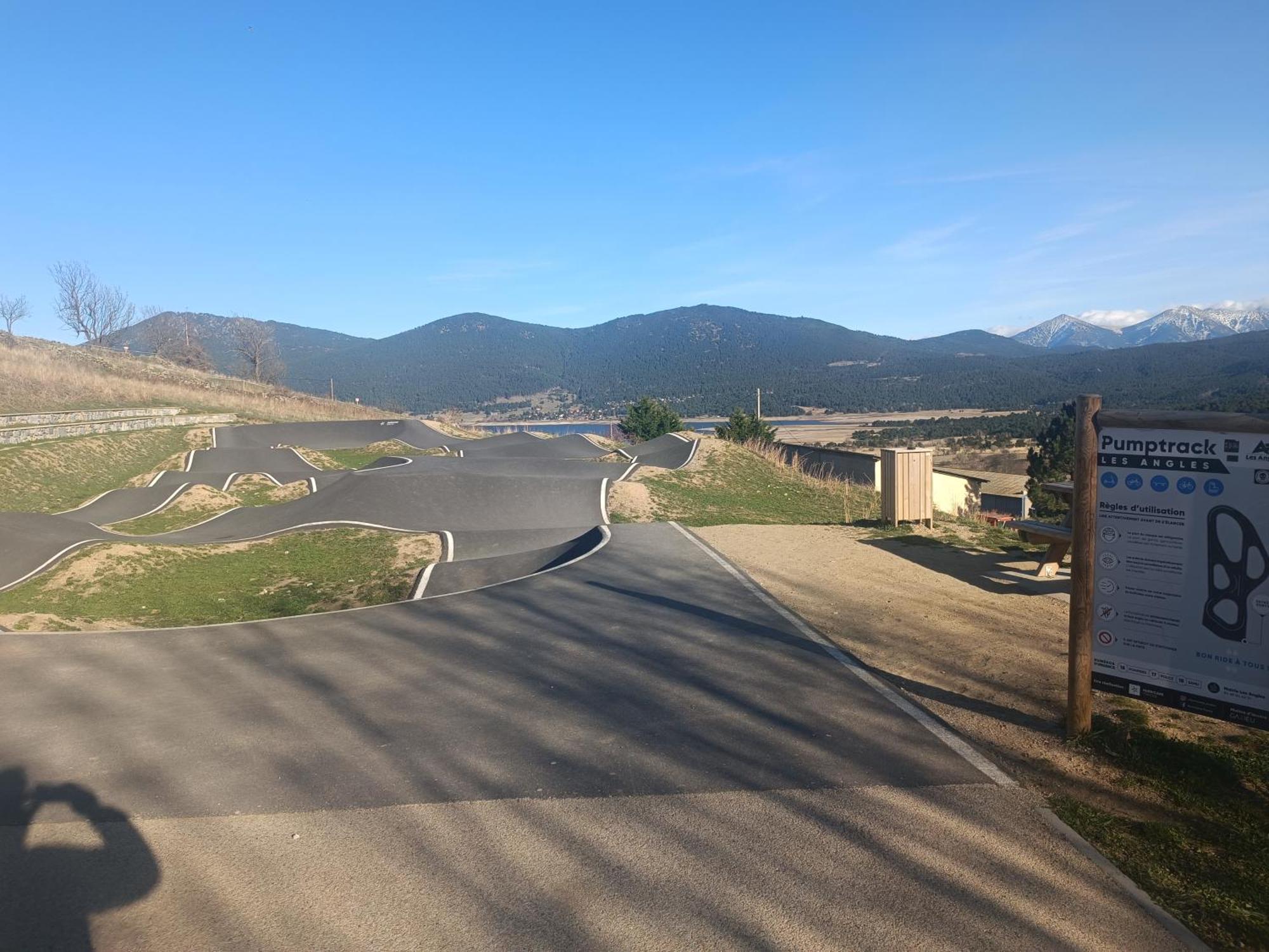 Chalet Pres Des Pistes Avec Vue Panoramique Les Angles  Dış mekan fotoğraf